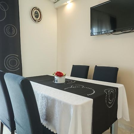 Pool Apartments Julia Ζαντάρ Δωμάτιο φωτογραφία