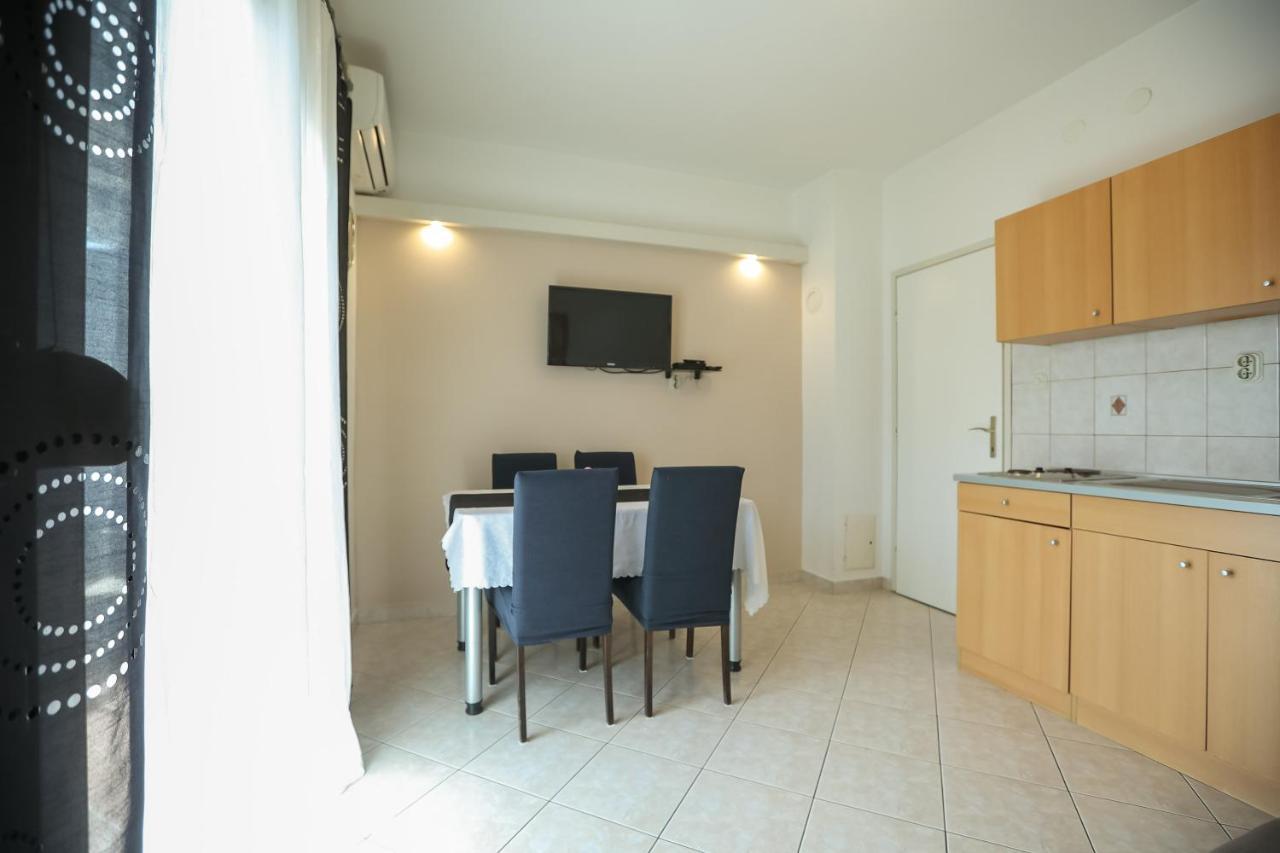 Pool Apartments Julia Ζαντάρ Εξωτερικό φωτογραφία