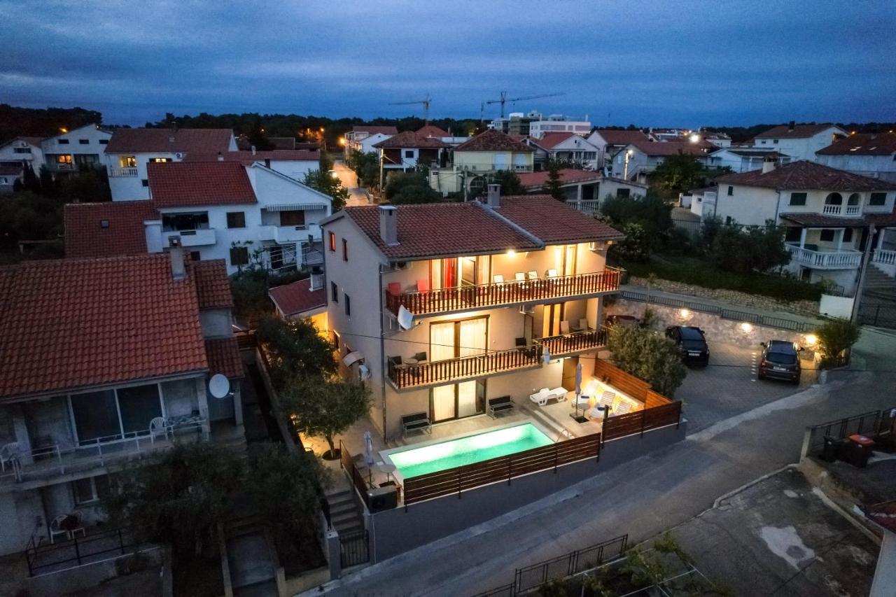 Pool Apartments Julia Ζαντάρ Εξωτερικό φωτογραφία
