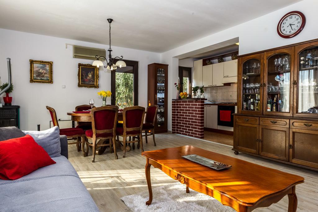Pool Apartments Julia Ζαντάρ Εξωτερικό φωτογραφία