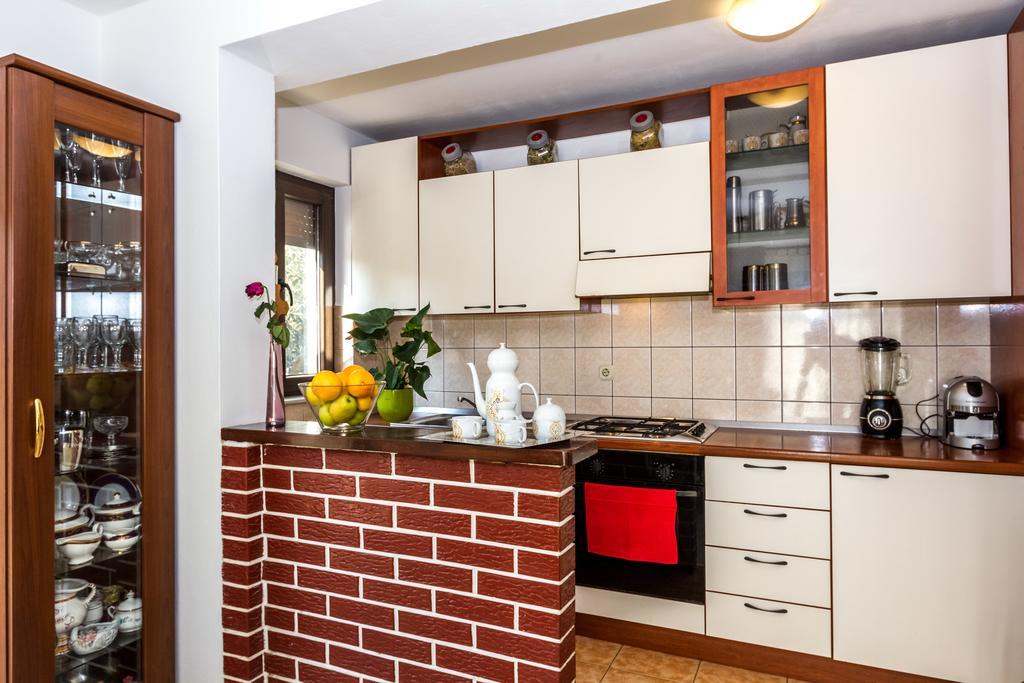 Pool Apartments Julia Ζαντάρ Εξωτερικό φωτογραφία