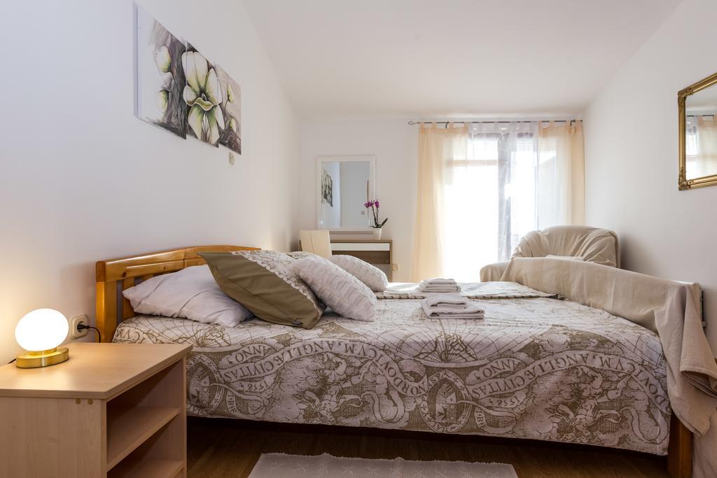 Pool Apartments Julia Ζαντάρ Εξωτερικό φωτογραφία