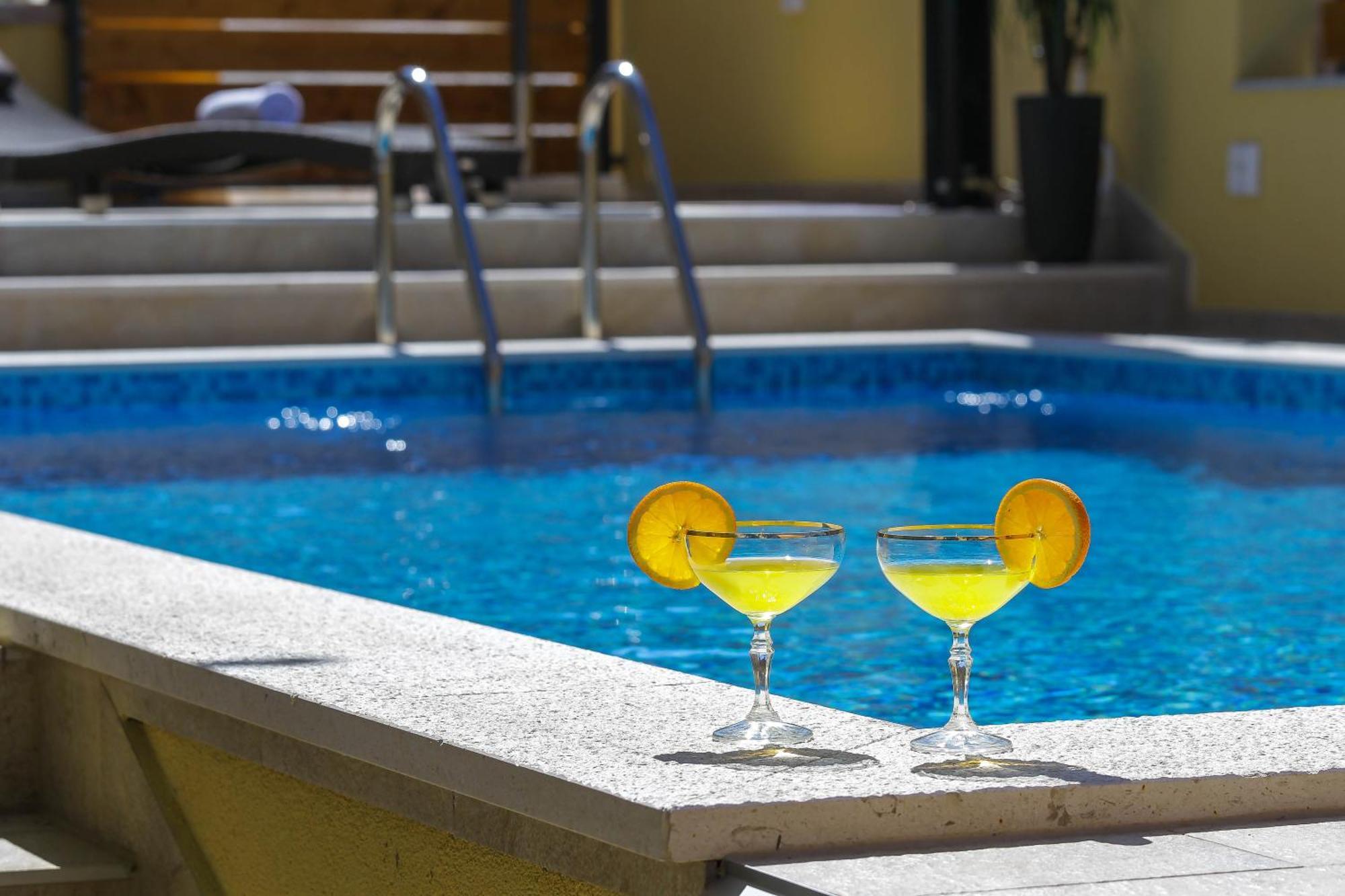 Pool Apartments Julia Ζαντάρ Εξωτερικό φωτογραφία