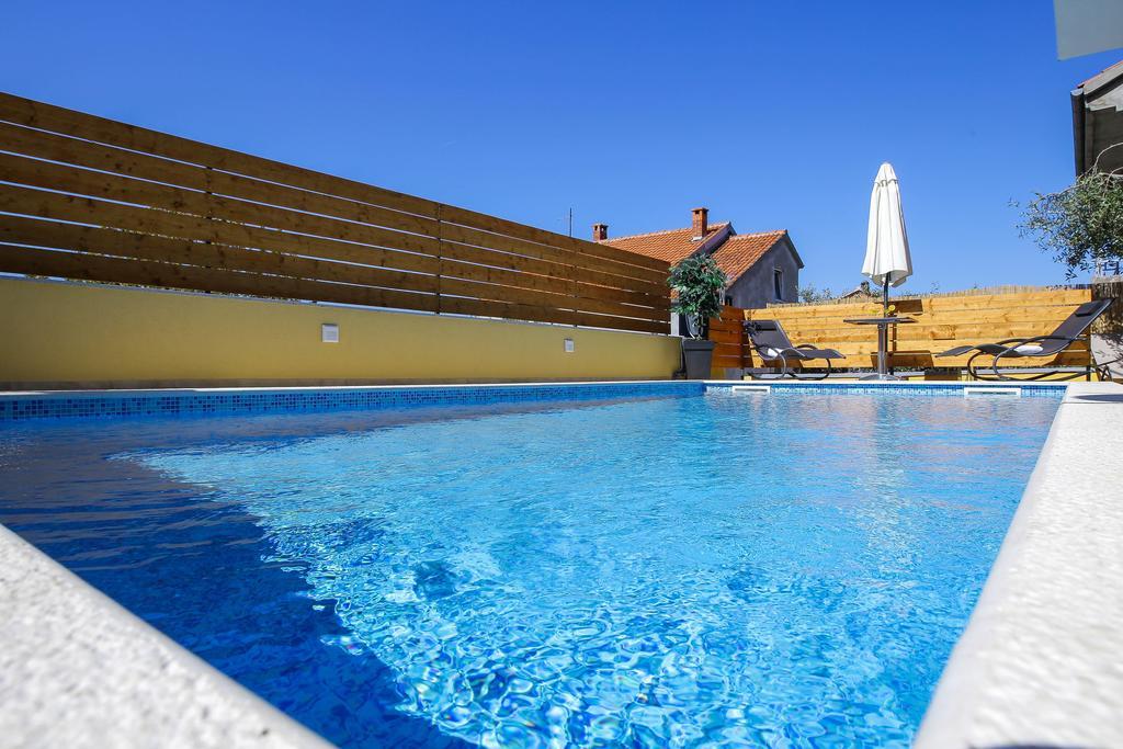 Pool Apartments Julia Ζαντάρ Εξωτερικό φωτογραφία
